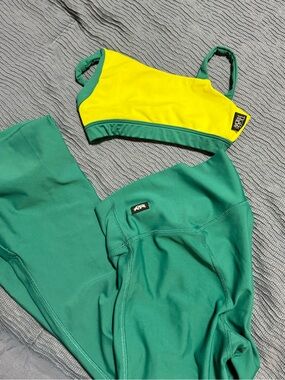 Green and Yellow Tiger Friday set Set